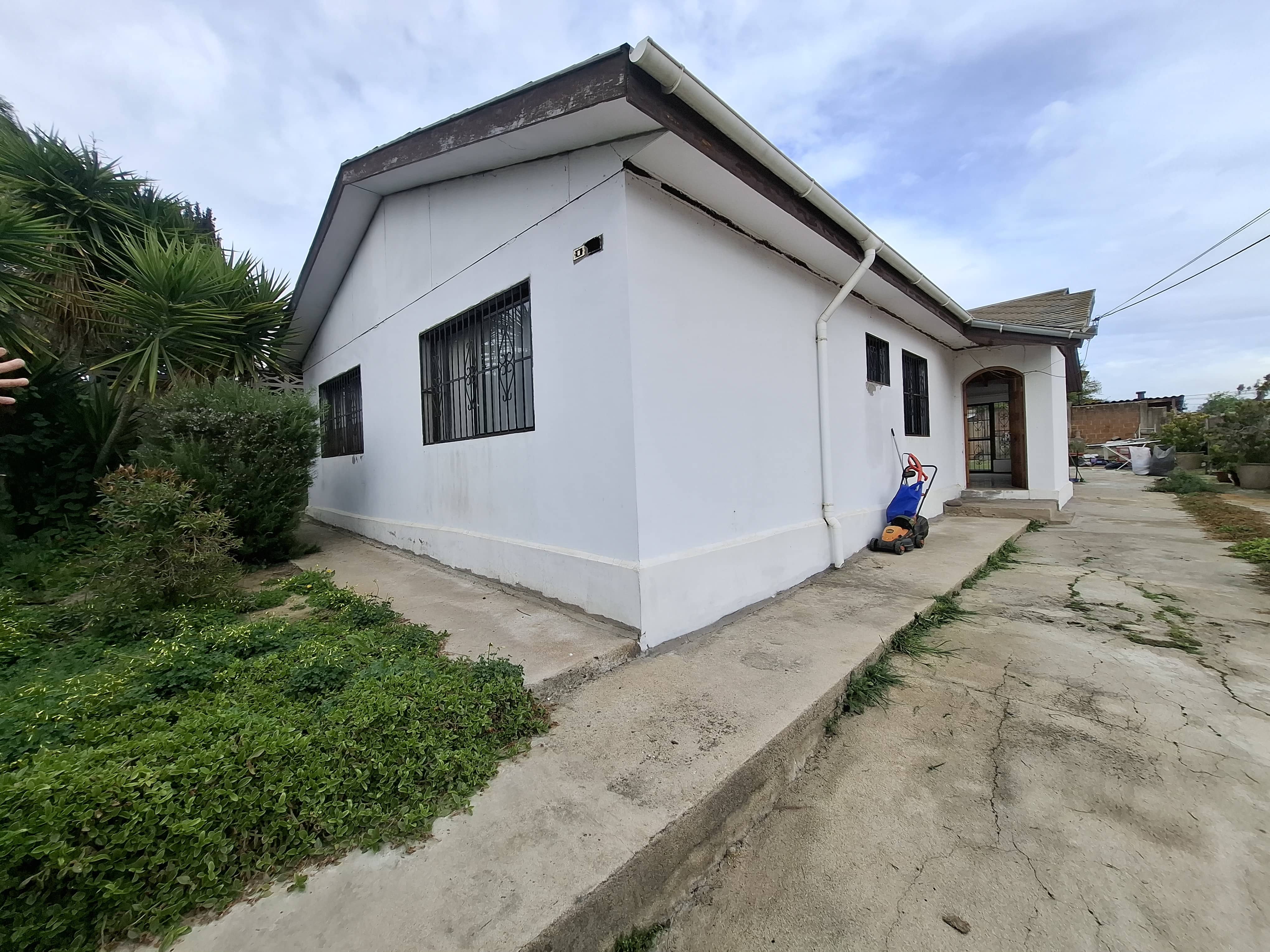 Casa 4D+3B en Venta, Quilpué Sector Céntrico | 442 m² Terreno | Metro Valencia