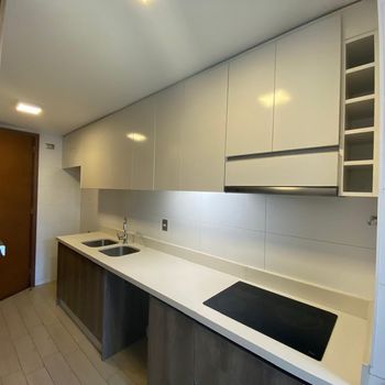 Amplio departamento en Las Condes