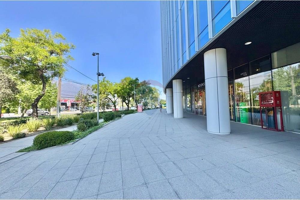 Oficina de 30 m² en arriendo, Metro Hernando de Magallanes