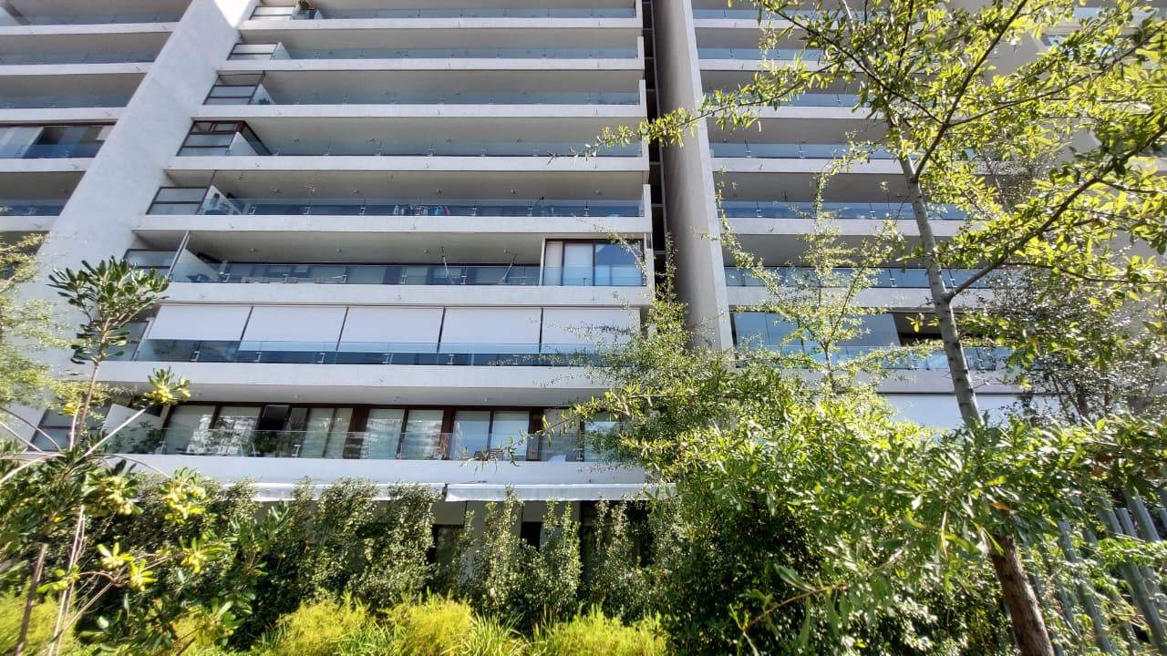 Departamento de 2 dormitorios y 102 m² en venta, Antigua Lo Barnechea