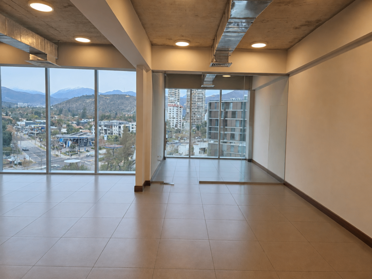 Oficina de 64 m² en arriendo, Metro Hernando de Magallanes